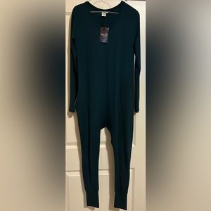 NEW Pippa + Peach Onsie/Jumpsuit (like smash + Tess) Size Small